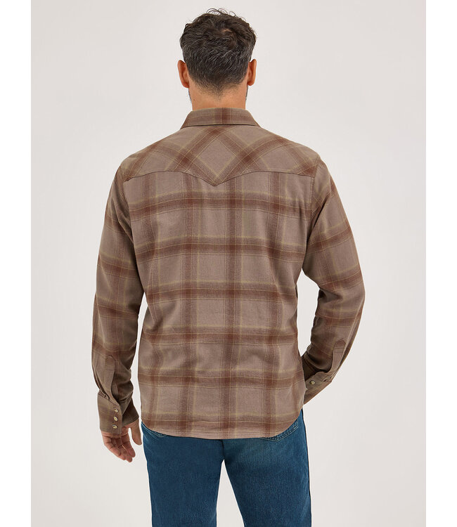 Wrangler Men's Retro Long-Sleeve Flannel Western Snap Plaid Shirt 112370177  Wrangler Retro® Long Sleeve Flannel Shirt - Modern Fit
