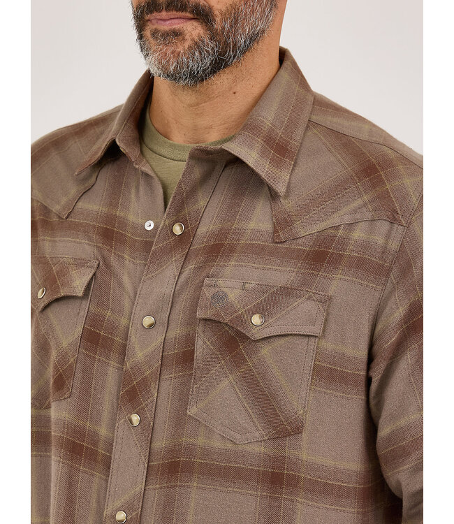 Wrangler Men's Retro Long-Sleeve Flannel Western Snap Plaid Shirt 112370177  Wrangler Retro® Long Sleeve Flannel Shirt - Modern Fit