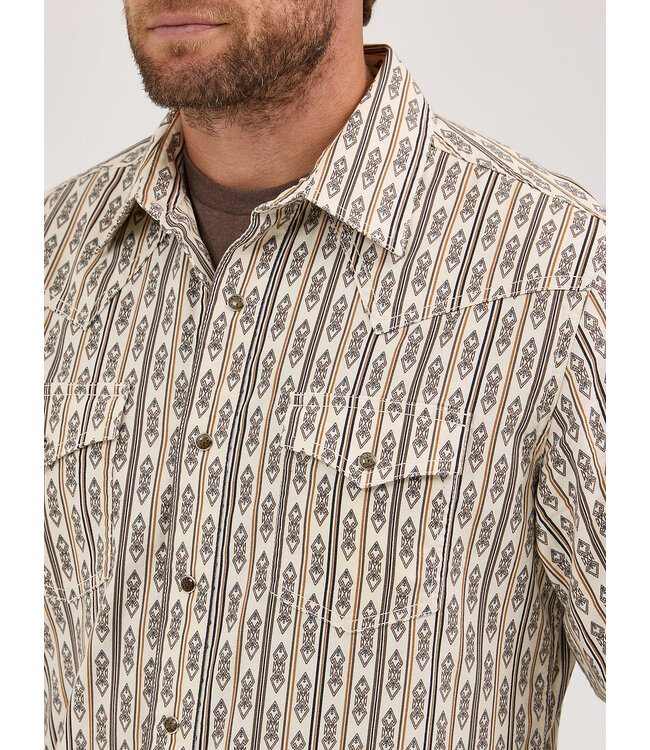 Wrangler Men's Retro Premium Long-Sleeve Western Snap Printed Shirt 112369843
