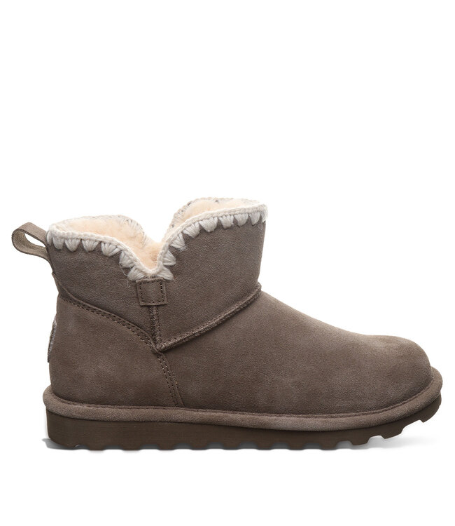 Bearpaw Women's Yvonne Boot 3311W