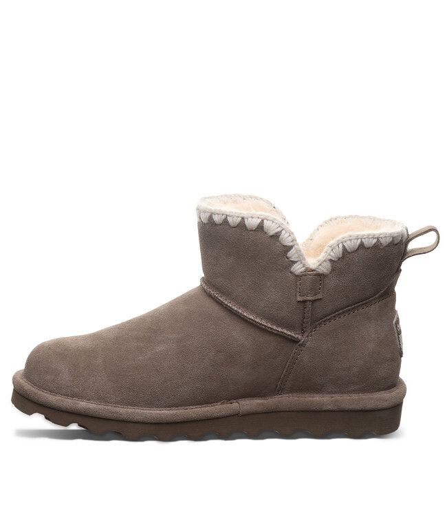 Bearpaw Women's Yvonne Boot 3311W