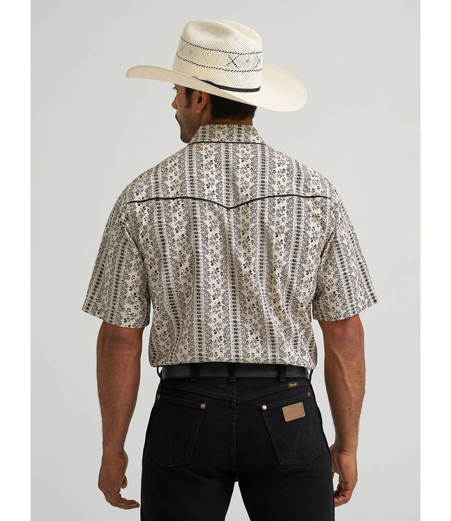 Wrangler Men's Vintage-Inspired Piped Printed Western Snap Shirt 112374815