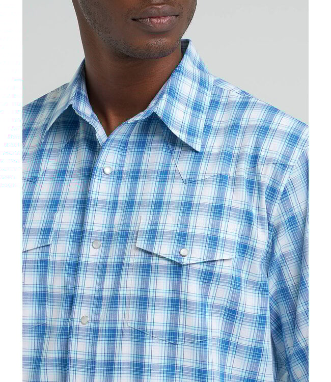 Wrangler Men's Wrinkle Resist Short-Sleeve Western Snap Plaid Shirt 112374834