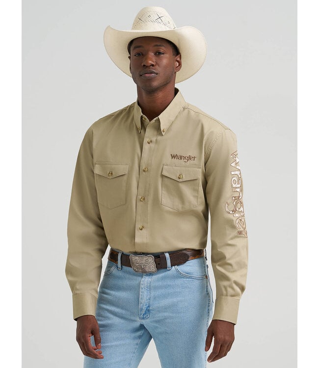 Wrangler Men's Logo Long-Sleeve Button Down Solid Shirt 112374859