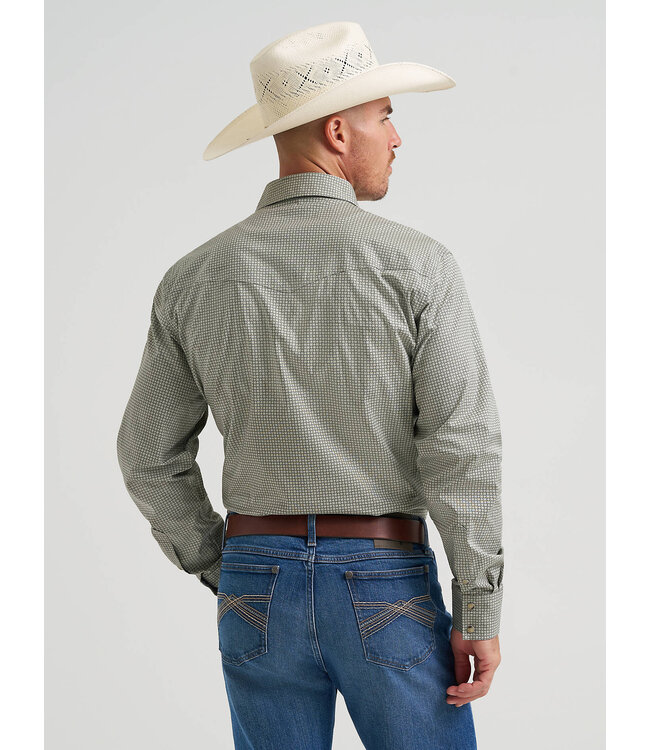 Wrangler Men's 20X Competition Advanced Comfort Long-Sleeve Shirt Two Pocket Western Snap Shirt  112374297