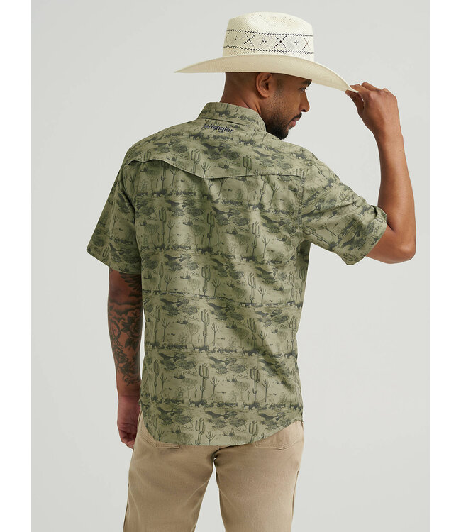 Wrangler Men's All Terrain Gear Print Performance Shirt 112375130
