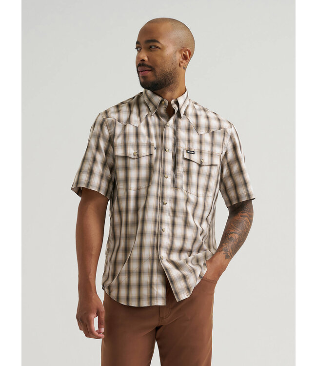 Wrangler  Men's All Terrain Gear Print Performance Shirt 112375132