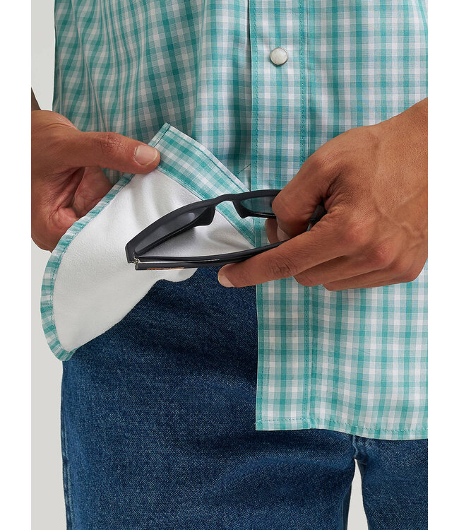 Wrangler Men's All Terrain Gear Plaid Performance Shirt 112375131