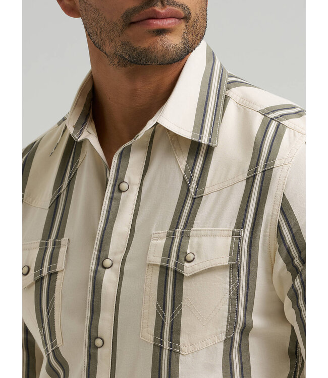 Wrangler Men's Retro Premium Stripe Western Snap Shirt 112381538