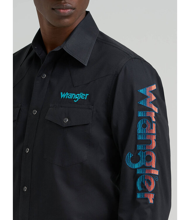 Wrangler Men's Logo Long-Sleeve Western Snap Shirt  112381987