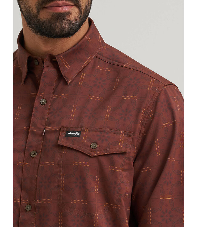 Wrangler Men's All Terrain Gear Live-In Print Shirt 112382422