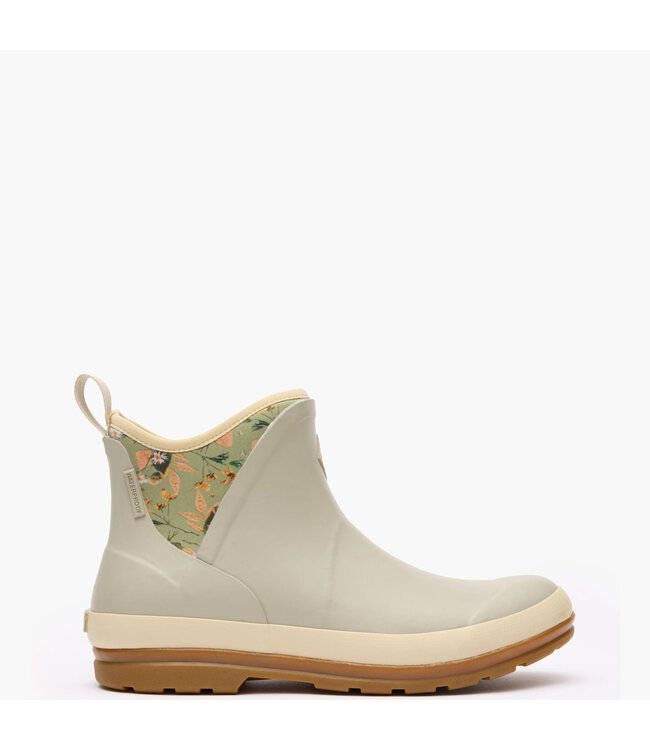 Muck Women's Originals Ankle Boot OAW103