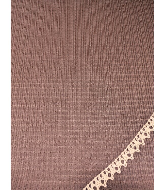 YD  121947  Pointele Stripe Sold EK 011022 Pavement