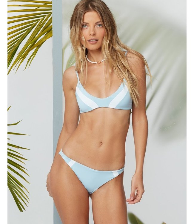 flattering swimsuits for tummy