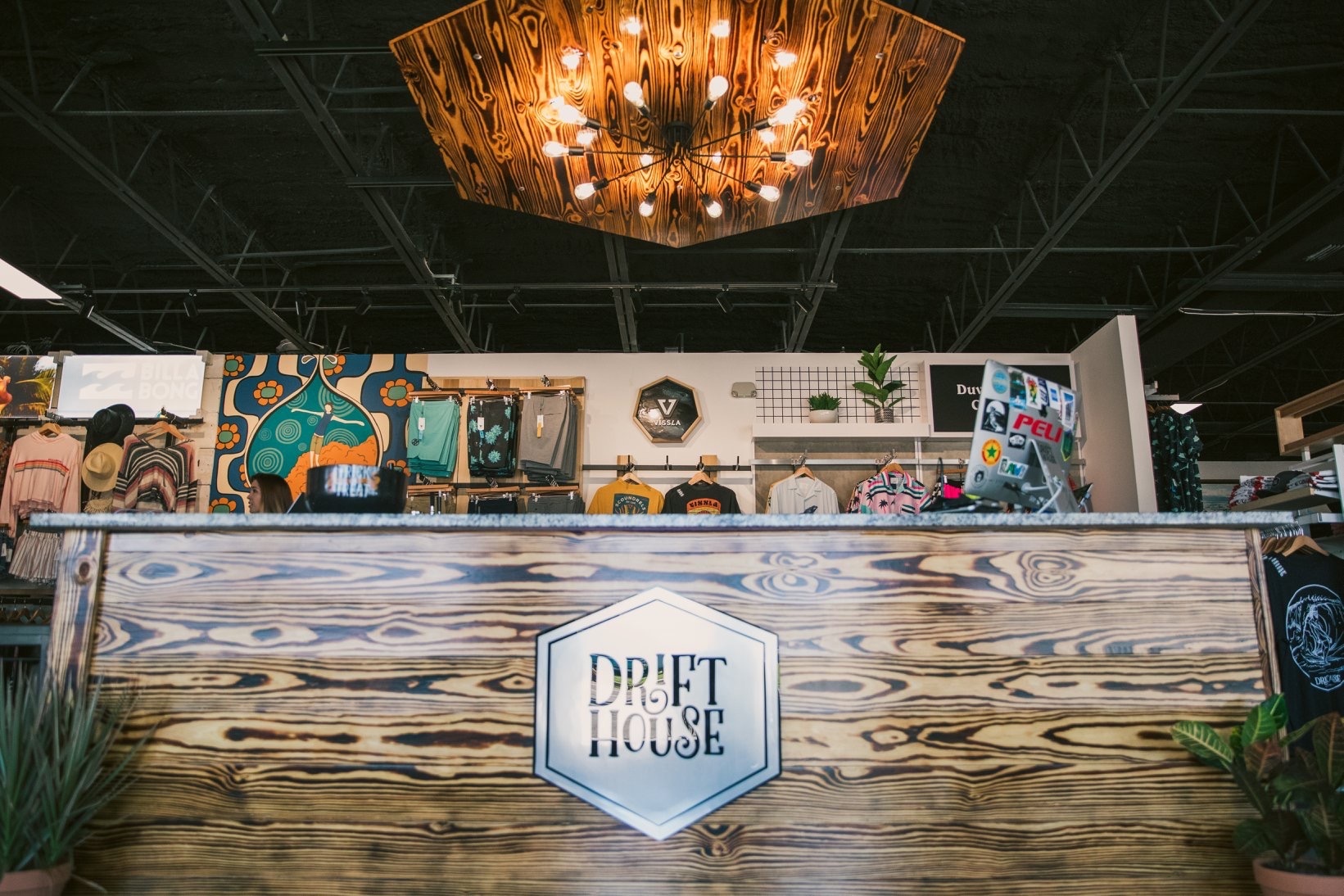 Drifthouse surf shop Clearance