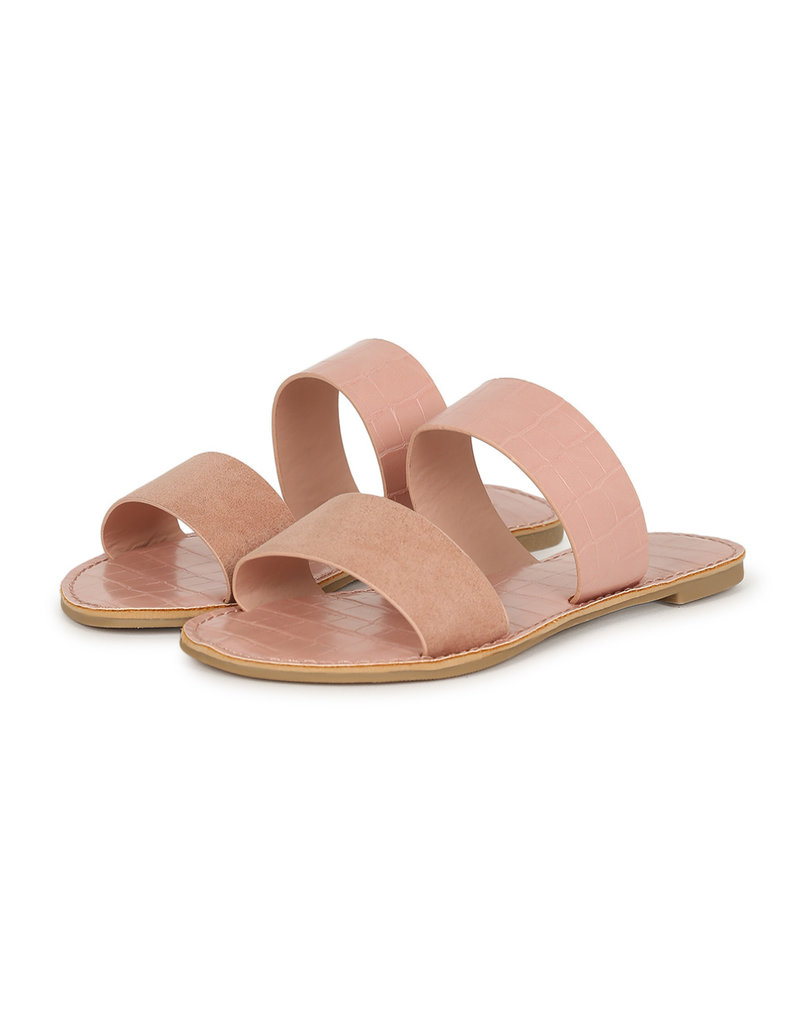 qupid blush sandals