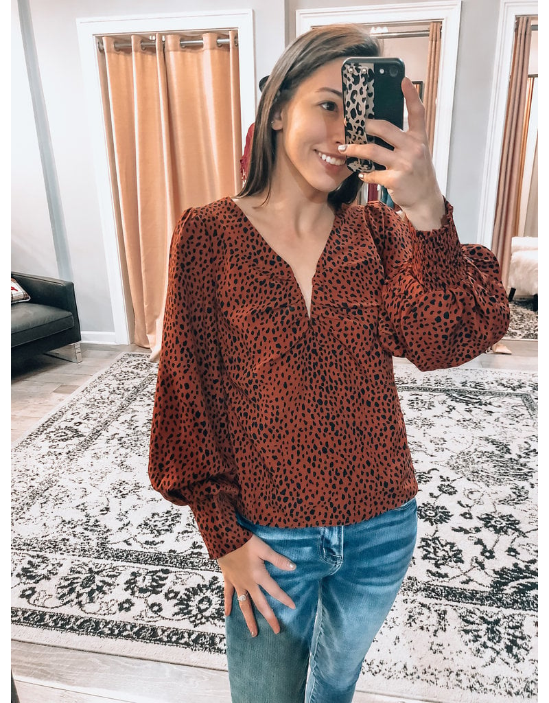 Skies Are Blue Shirring Detail Leopard Top - Rust/Navy