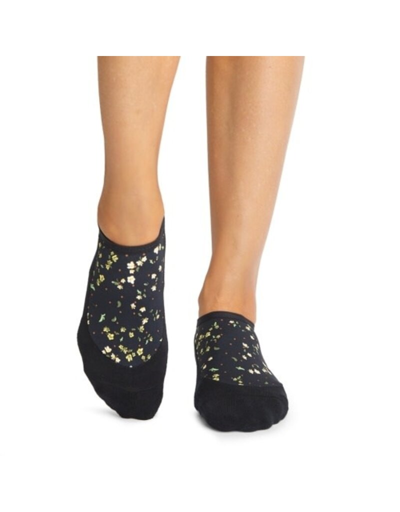 Thirty Three Threads Tavi Grip Maddie Ebony Flourish Small