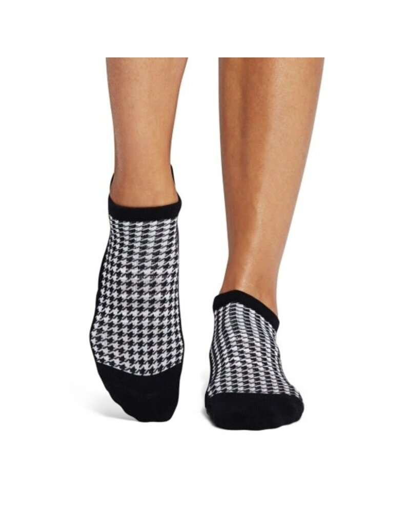 Thirty Three Threads Tavi Grip Savvy Houndstooth Small
