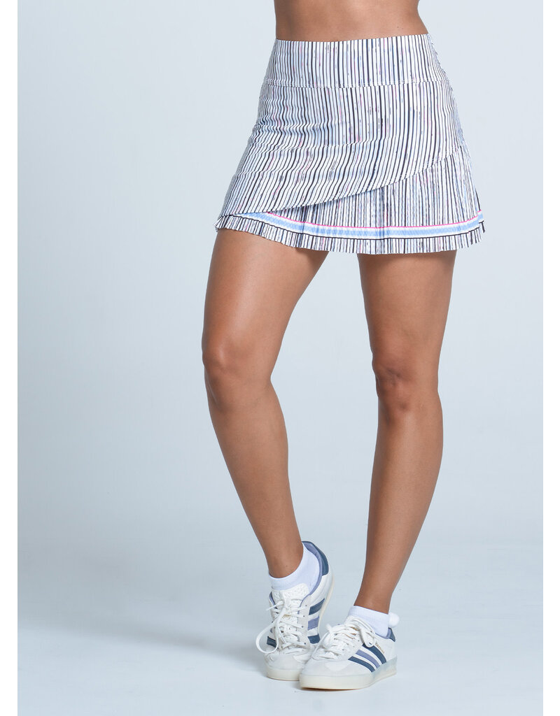 Lucky In Love Lucky In Love Peek A Blue Pleated Skort 14" White