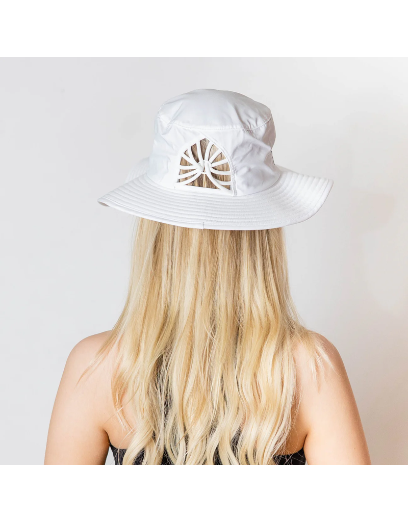 Vimhue Vimhue Sun Goddess Bucket Hat White