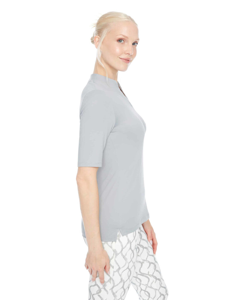 Swing Control Swing Control Velocity Short Sleeve V-Neck Top Silver