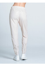 Lucky In Love Lucky In Love Renew Heather Jogger Beige