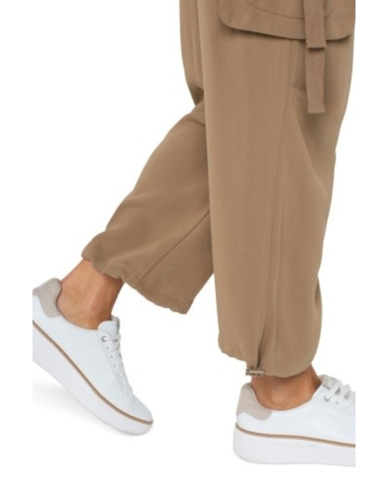Liverpool Los Angeles Liverpool Cinch Hem Pull-on Parachute Cargo Pants 25.5in Palo Santo