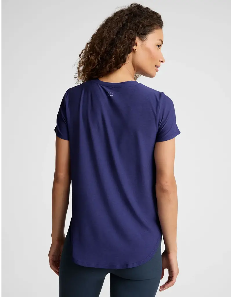 Beyond Yoga Beyond Yoga Featherweight On the Down Low Tee Eternal Blue Heather