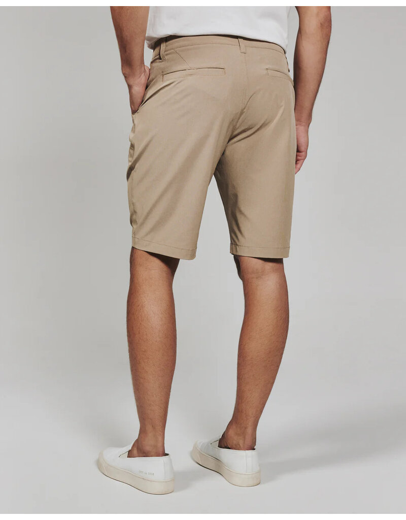 7 Diamonds 7 Diamonds Momentum Hybrid Short Tan