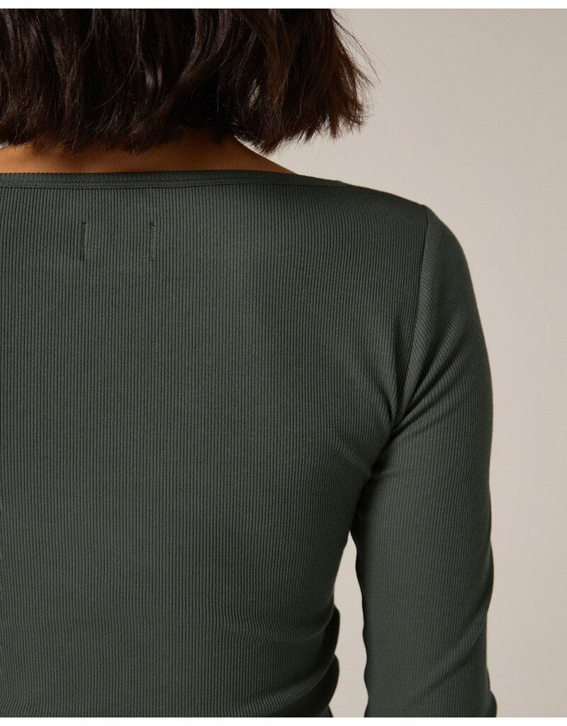 7 Diamonds 7Diamonds MODAL RIBBED BOATNECK TOP