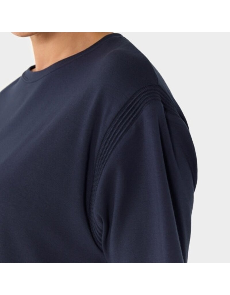 Thirty Three Threads Tavi Motion Tee Navy