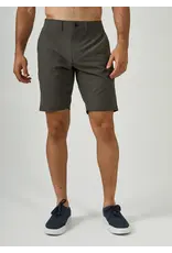 7 Diamonds 7 Diamonds Momentum Hybrid Short Olive
