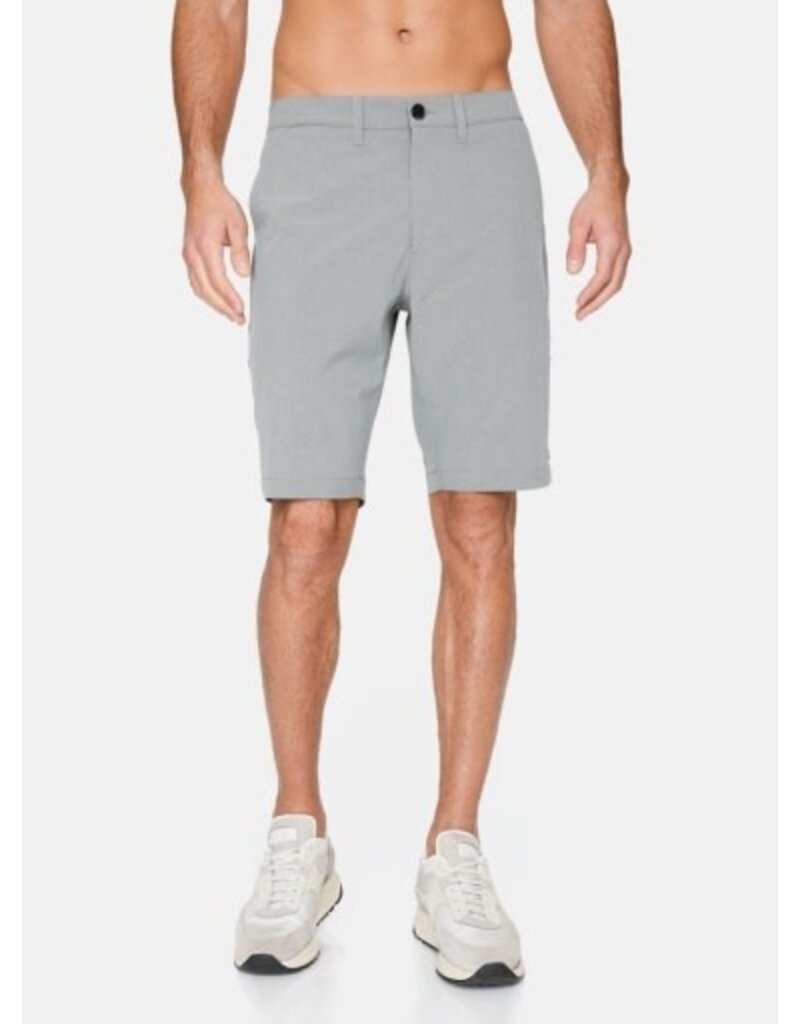 7 Diamonds 7 Diamonds Momentum Hybrid Short Grey
