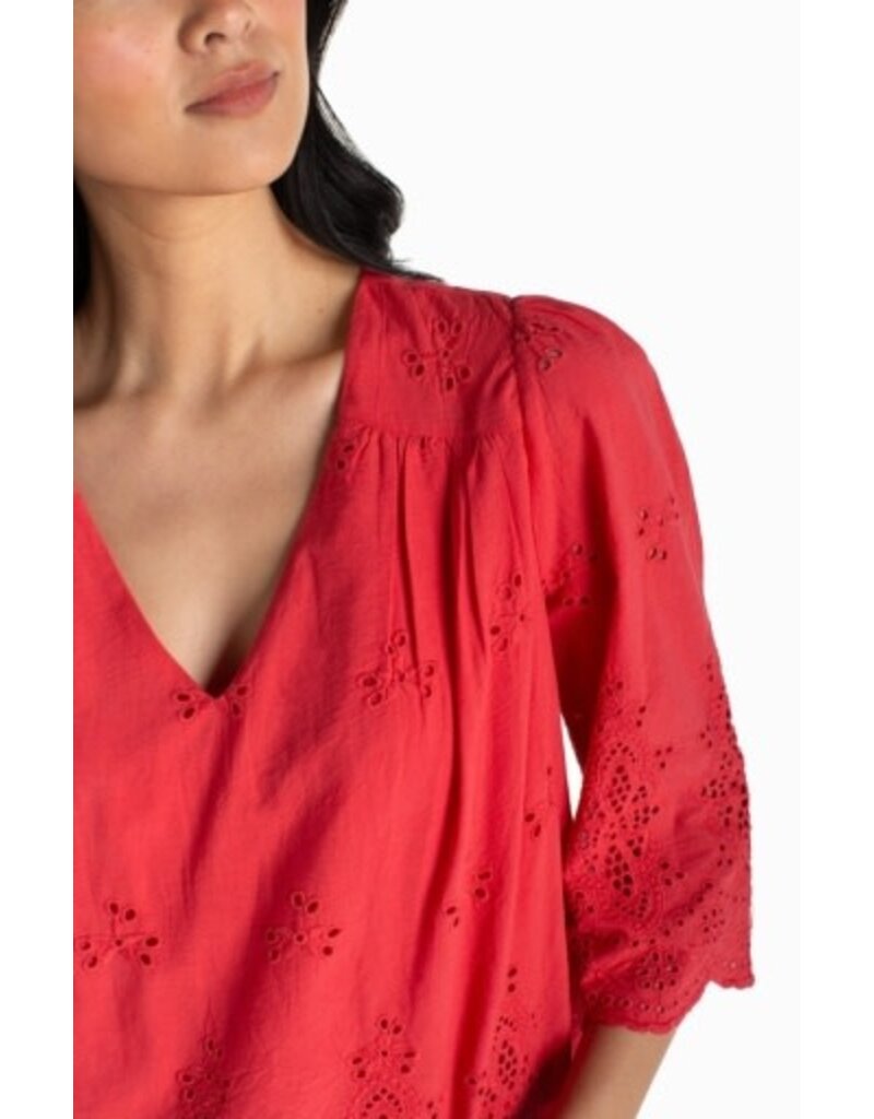 Liverpool Los Angeles Liverpool 3/4 Sleeve V-neck Eyelet Woven Top