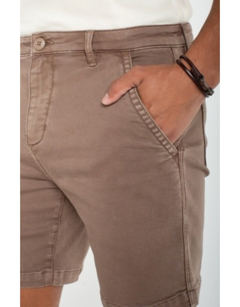 Liverpool Los Angeles Liverpool Men's 8" Short Pine Bark