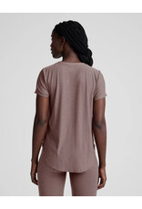 Beyond Yoga Beyond Yoga Featherweight On the Down Low Tee Rosey Taupe Heather