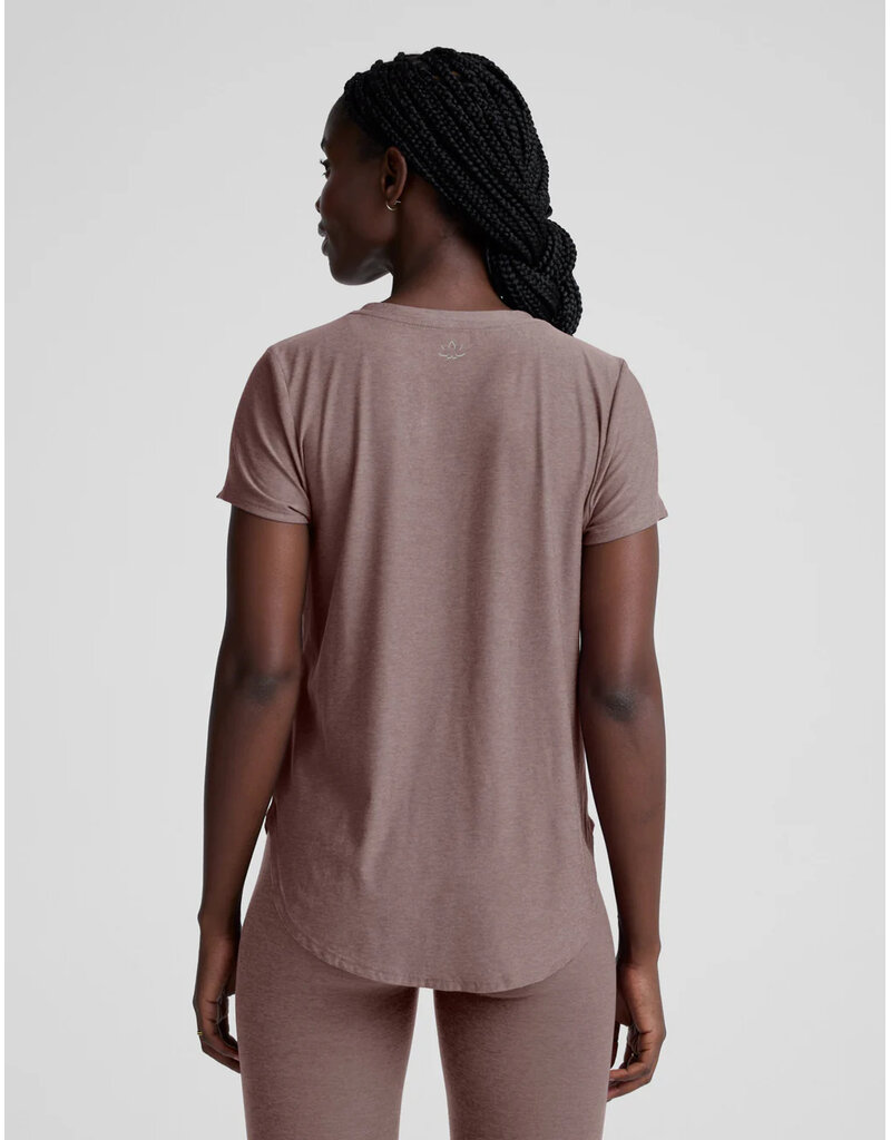 Beyond Yoga Beyond Yoga Featherweight On the Down Low Tee Rosey Taupe Heather