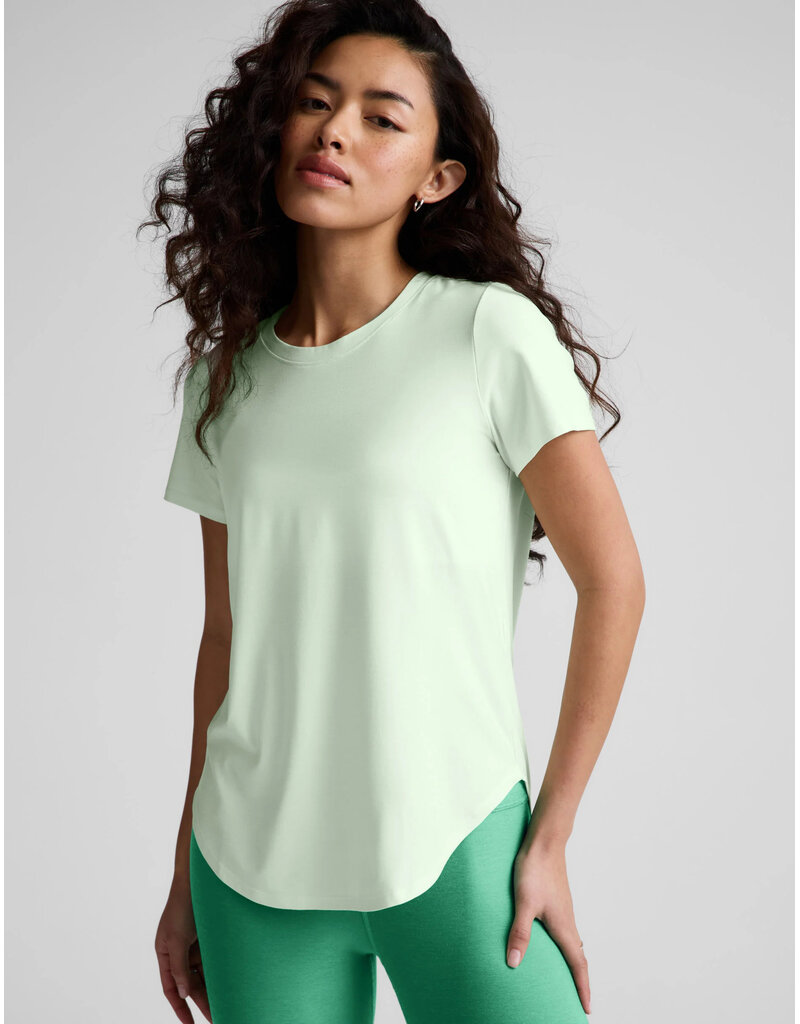 Beyond Yoga Beyond Yoga Featherweight On the Down Low Tee Airy Green Heather