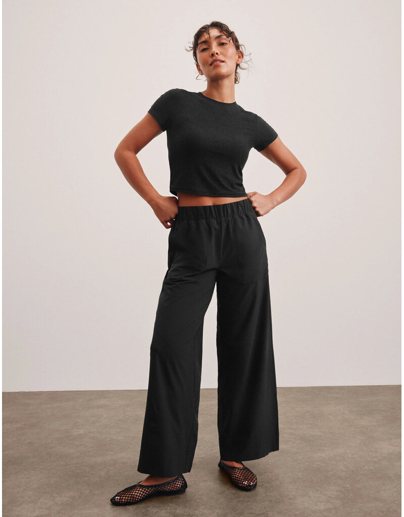 Beyond Yoga Beyond Yoga Easy Wide Leg Pant 31in True Black