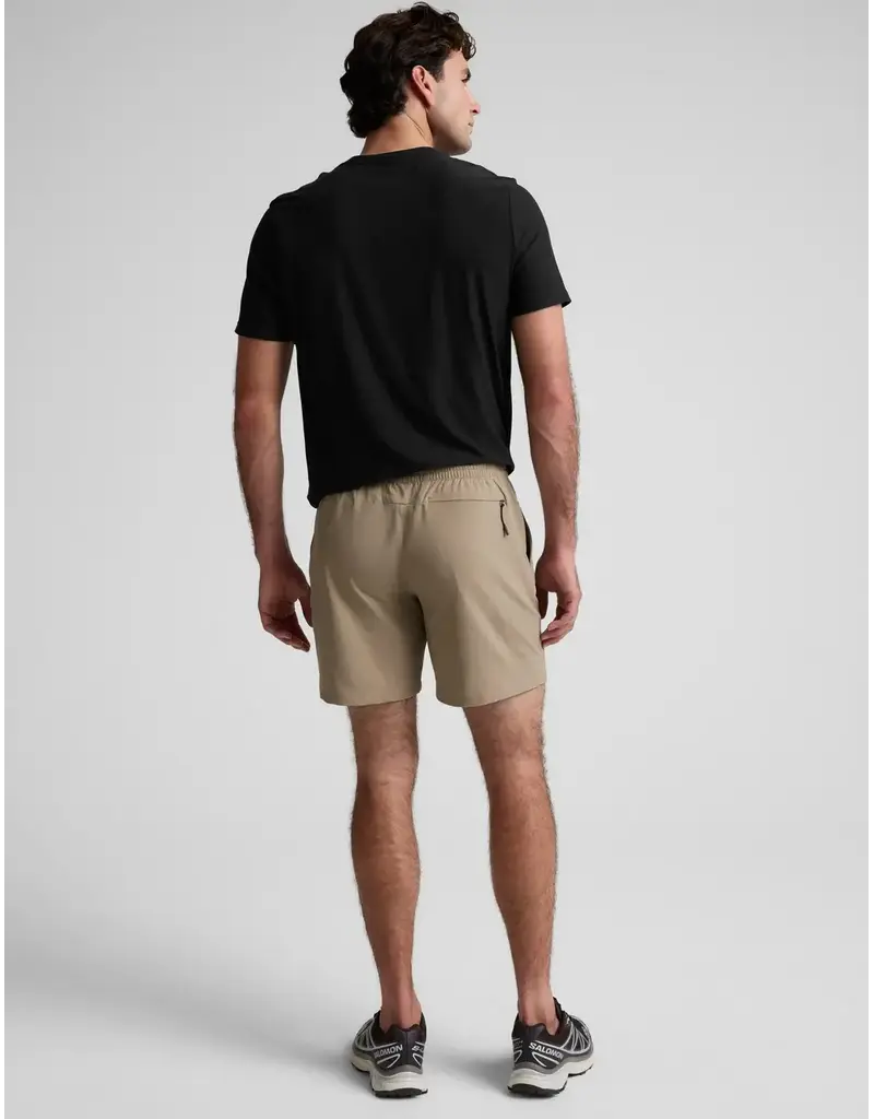 Beyond Yoga Beyond Yoga Pivotal 2.0 7" Short Mushroom