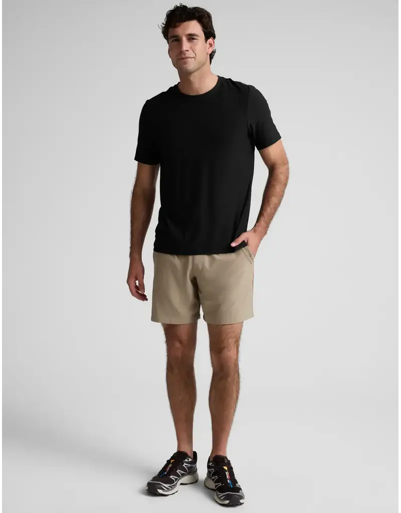 Beyond Yoga Beyond Yoga Pivotal 2.0 7" Short Mushroom