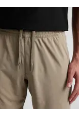 Beyond Yoga Beyond Yoga Pivotal 2.0 7" Short Mushroom