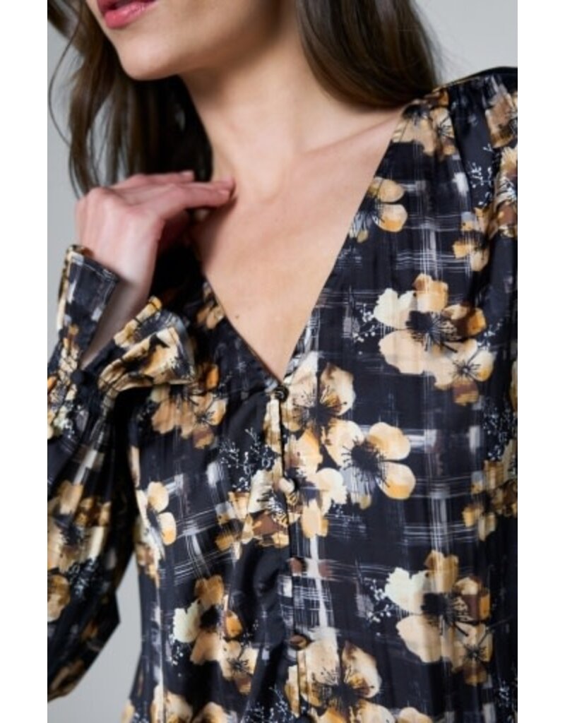 Liverpool Los Angeles Liverpool Long Sleeve Button Front Woven Top with Smocking