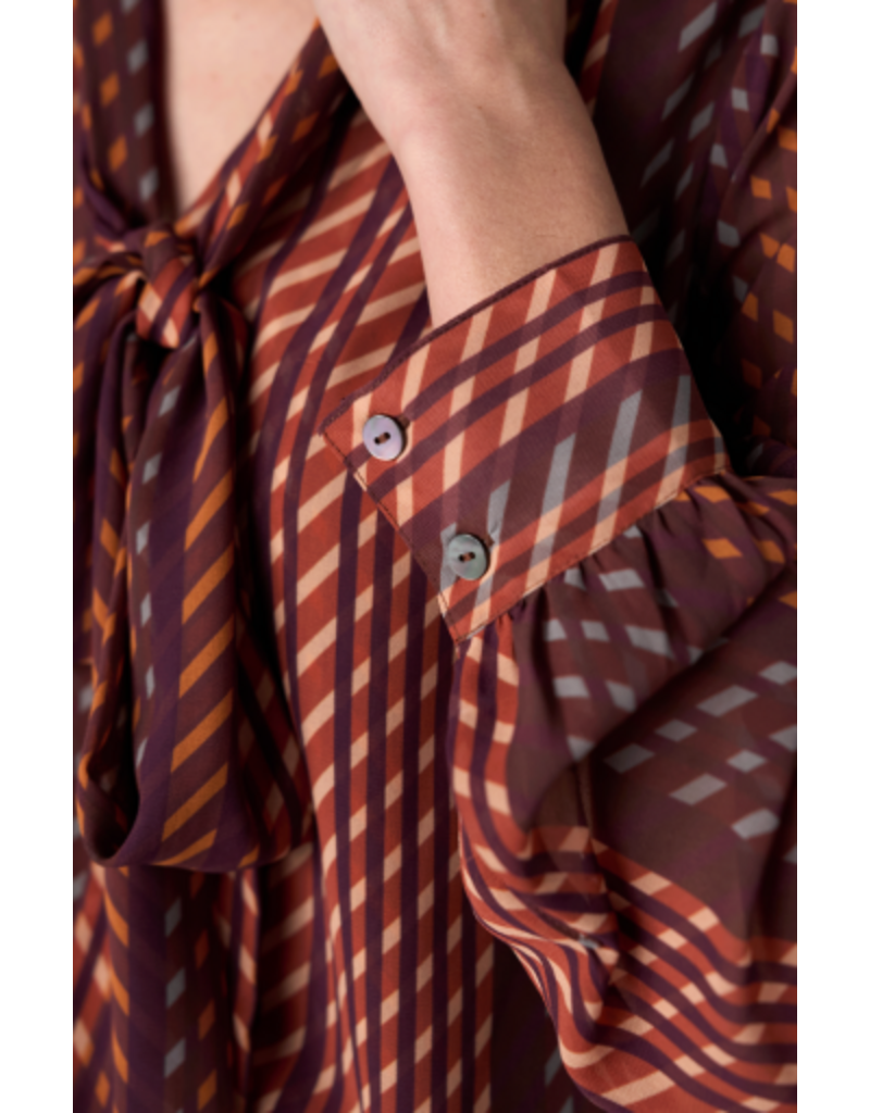 Liverpool Los Angeles Liverpool Long Sleeve Woven Blouse with Neck Tie