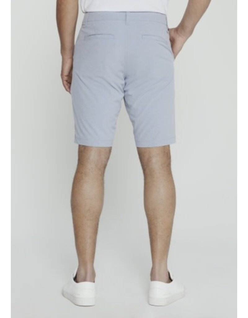 7 Diamonds 7 Diamonds Momentum Hybrid Short Light Blue