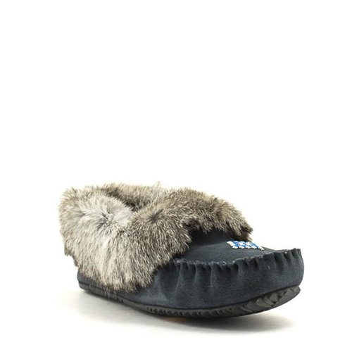 manitobah mukluks street moccasin