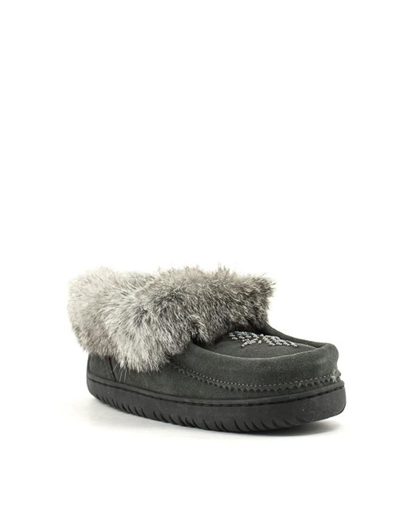 mukluks moccasins