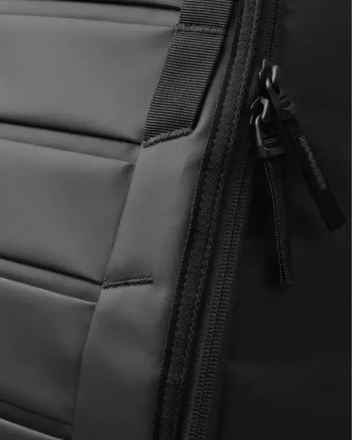 DB Journey Hugger Backpack 30L (24/25) Black Out