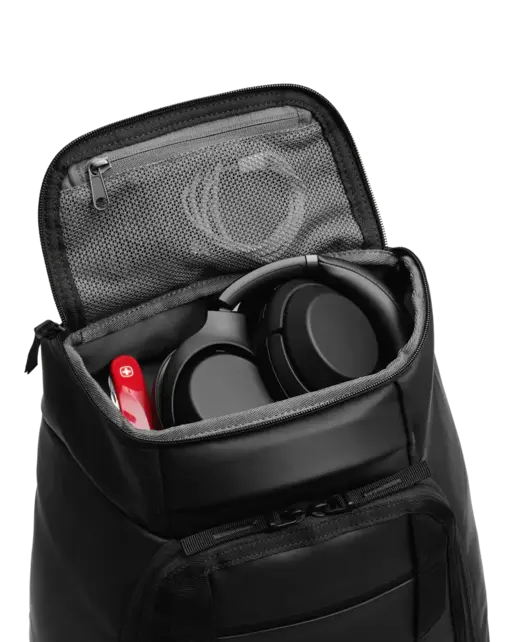 DB Journey Hugger Backpack 30L (24/25) Black Out